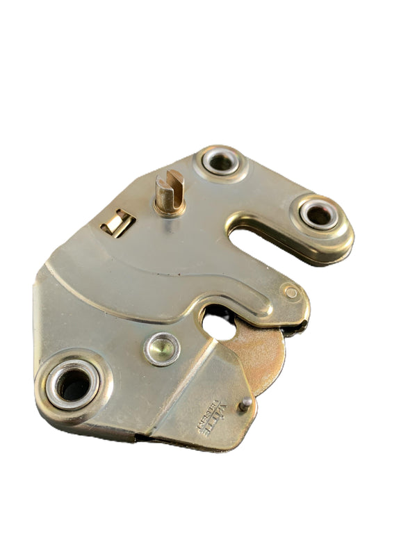 BMW Catch Front Right