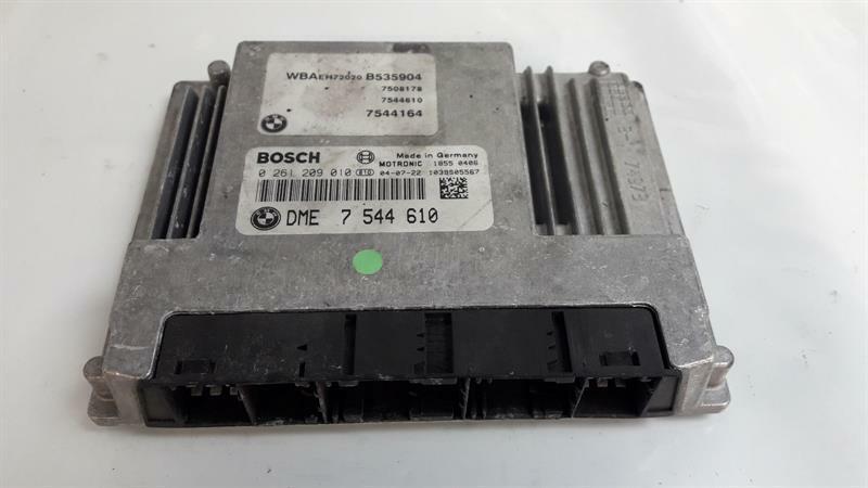 BMW Engine Control Unit ECU DME